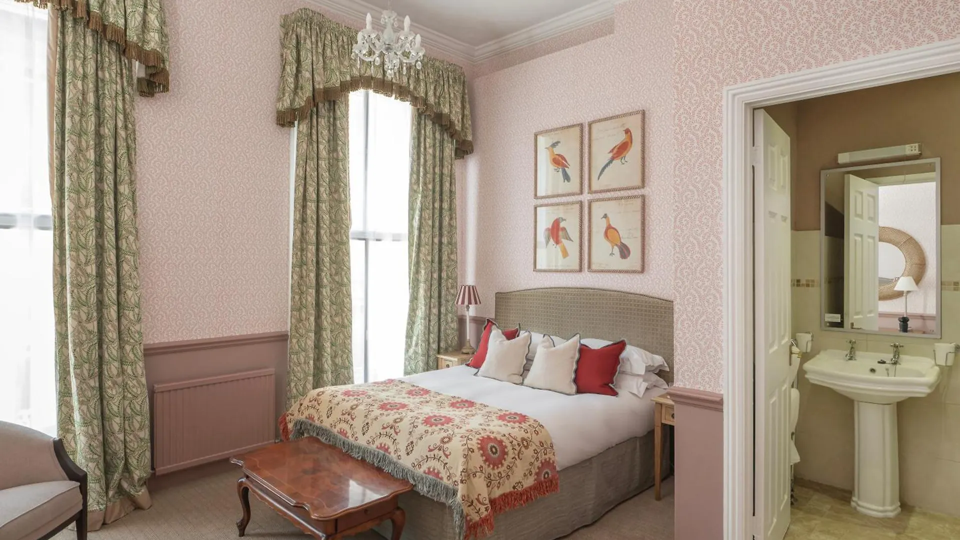 באת' Royal Hotel בריטניה