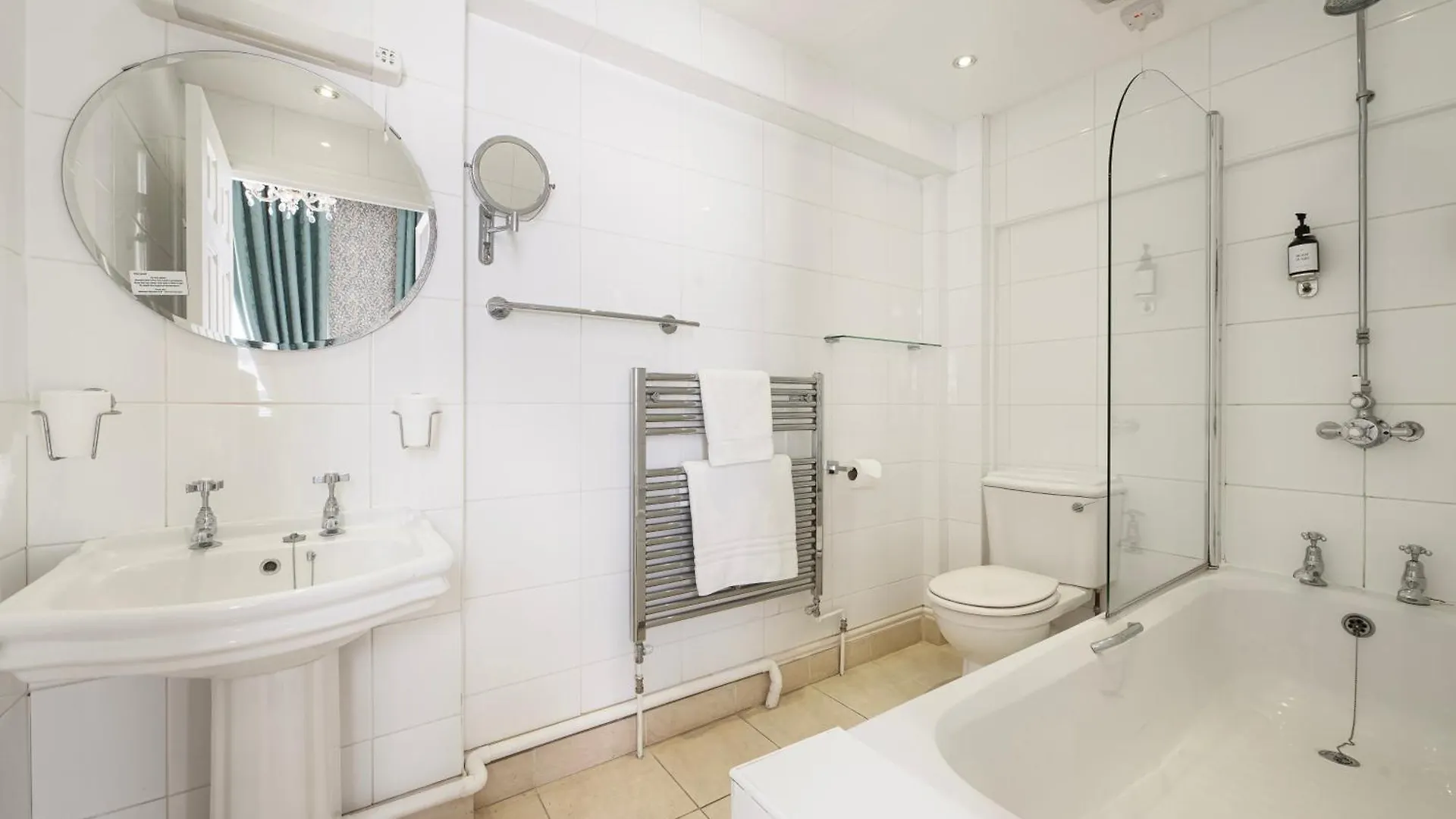 Royal Hotel Bath 3*,